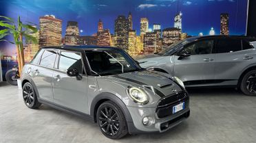 Mini 2.0 Cooper SD aut. Hype 5 porte-2019