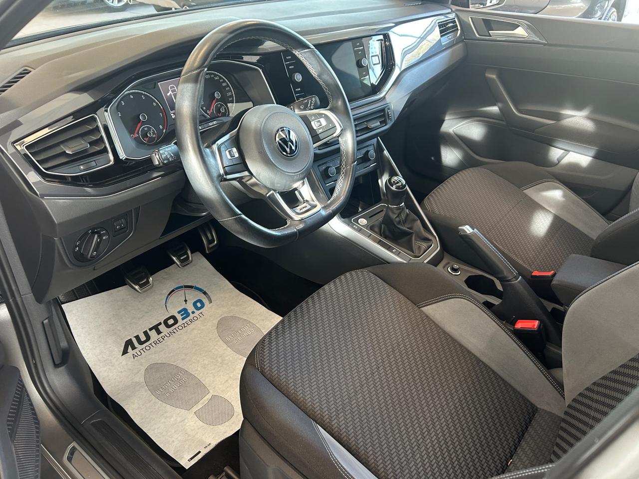 Volkswagen Polo 1.0 EVO 80 CV 5p. Sport BMT R-Line Neopatentati