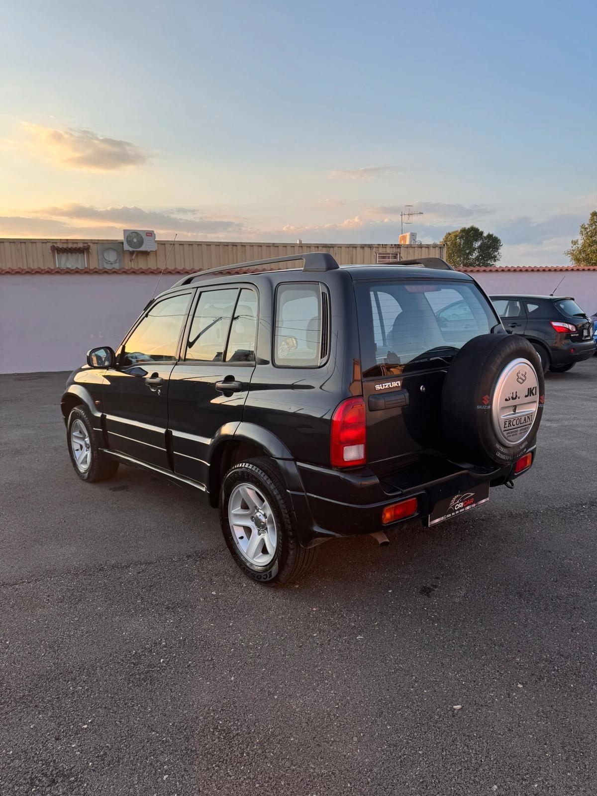 Suzuki Grand Vitara 2.0