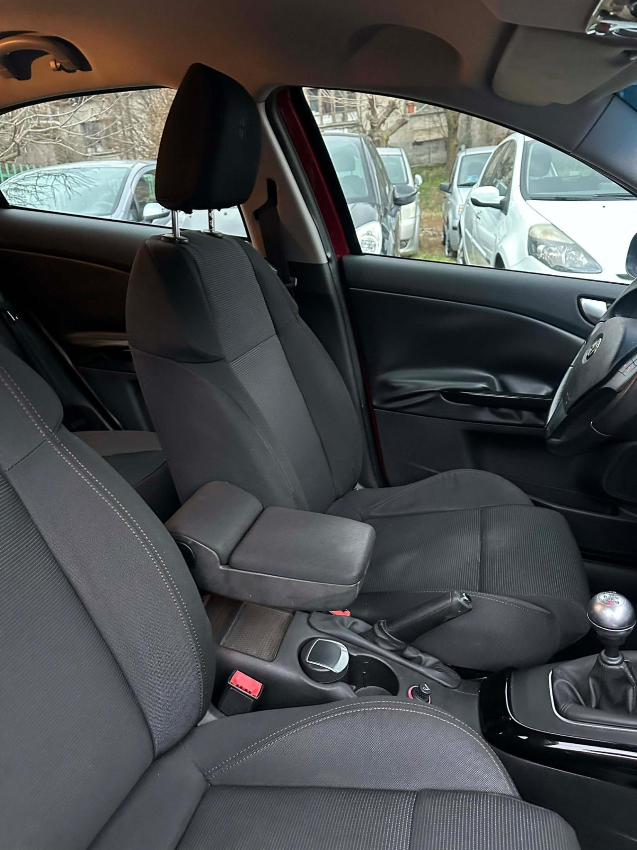 Alfa Romeo GIULIETTA 2.0 JTDm-2 140 CV DISTINCTIVE KMCERT