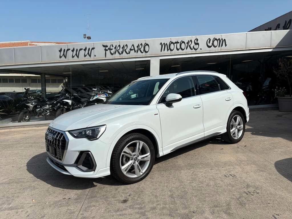 Audi Q3 35 TDI S tronic line edition IVA ESPOSTA Tua a solo 249 Euro al mese