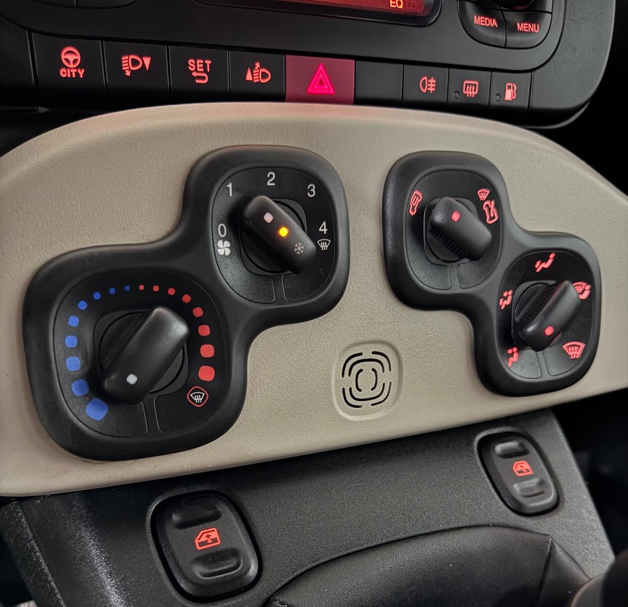 Fiat Panda Lounge 2014, 120000 chilometri