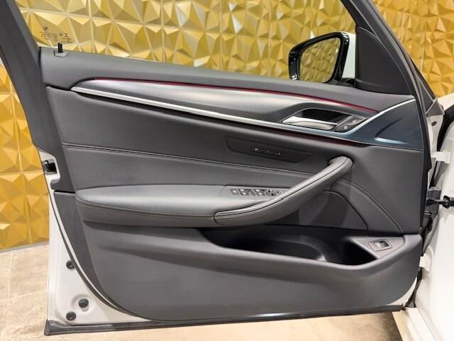 Bmw 530 530d 48V xDrive Touring Msport