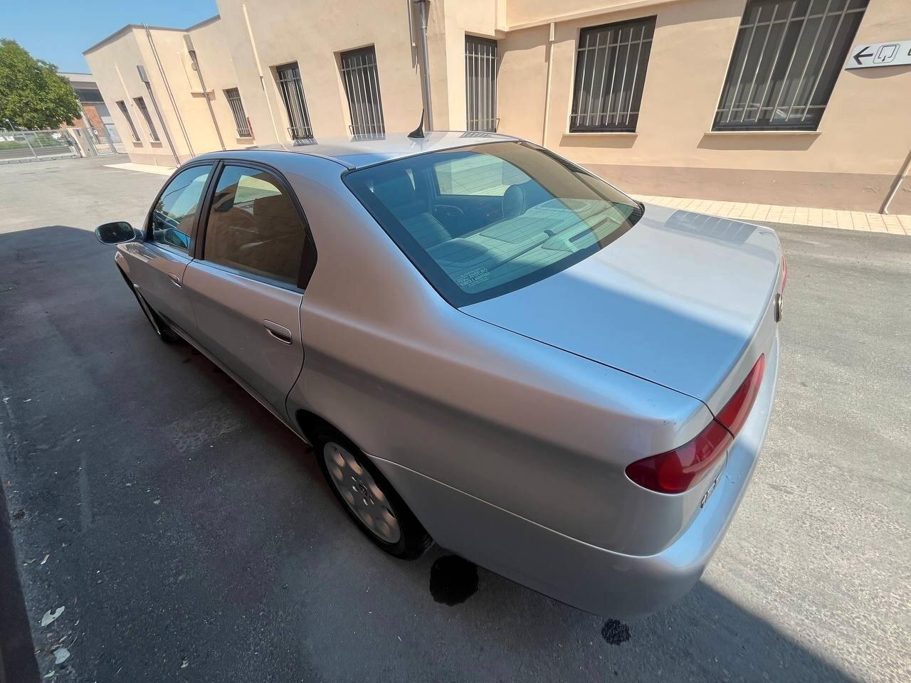 Alfa Romeo 166 2.4 JTD Distinctive