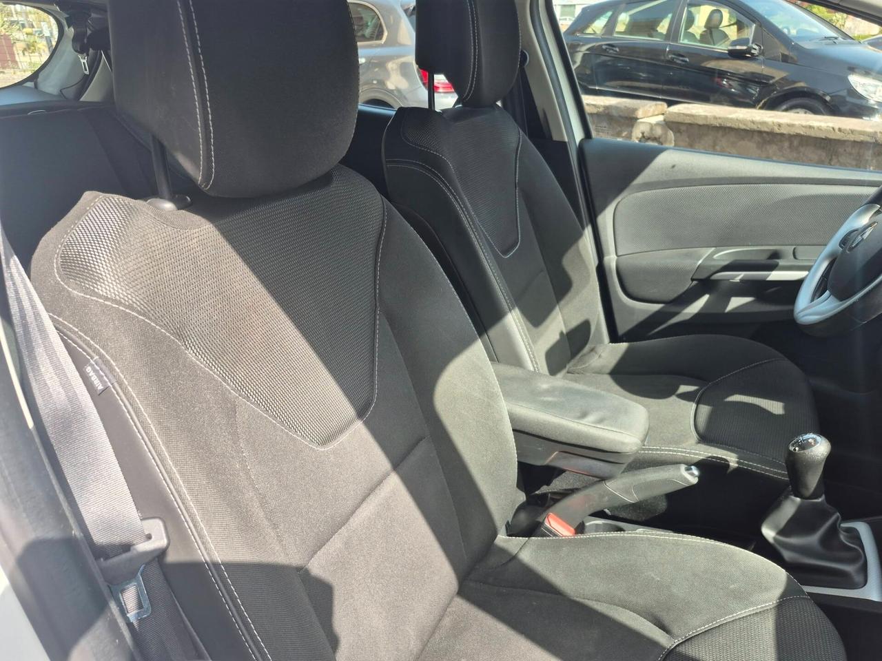 Renault Clio dCi 8V 75 CV Start&Stop 5 porte Energy Duel