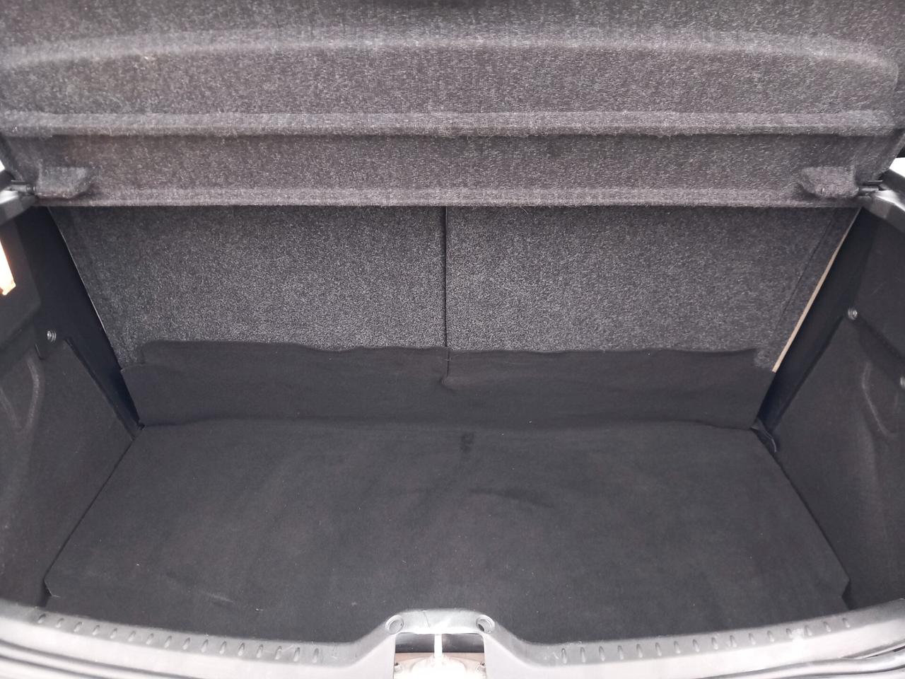 Lancia Ypsilon 1.3 MJT 90 CV Platino