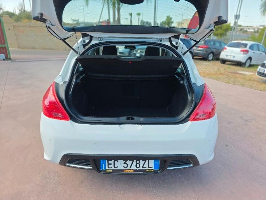 Peugeot 308 1.6 HDi 90CV 5p. Tecno