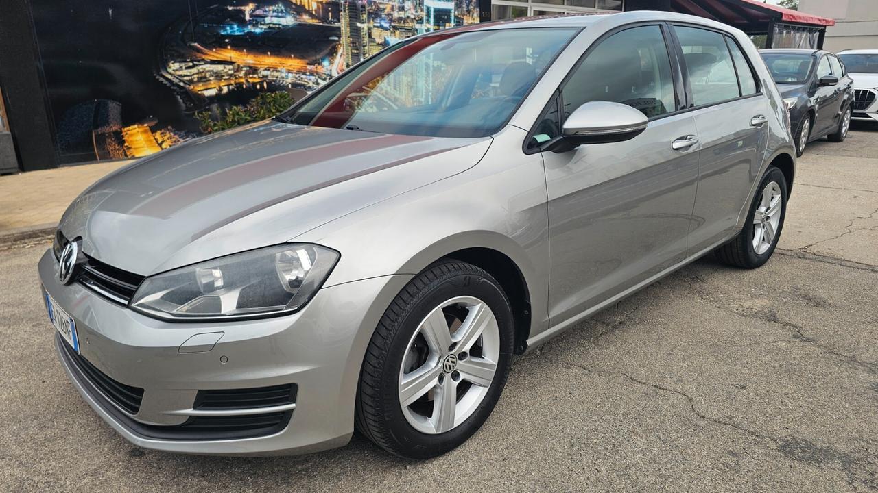 Volkswagen Golf 1.6 TDI 5p. Highline BlueMotion Technology