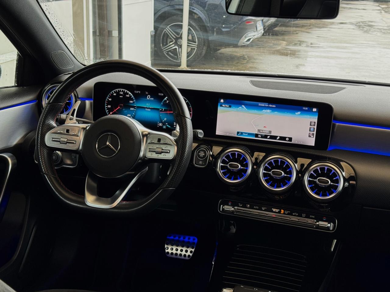 Mercedes-Benz A 200 d Premium AMG TETTO