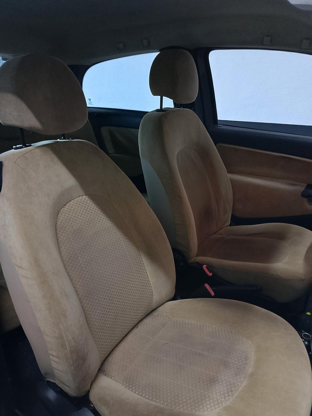 Lancia Ypsilon 1.2 Argento