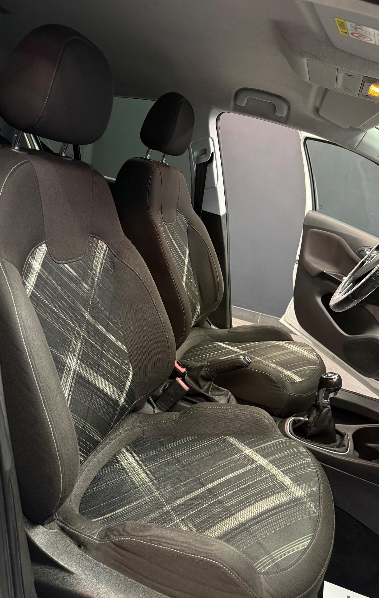 Opel Corsa 1.2 Benzina BLACK EDITION 11/2016