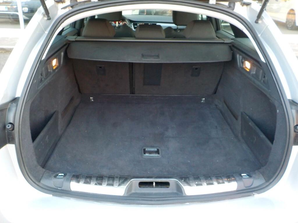 Peugeot 508 BlueHDi 120 EAT6 S&S SW Allure