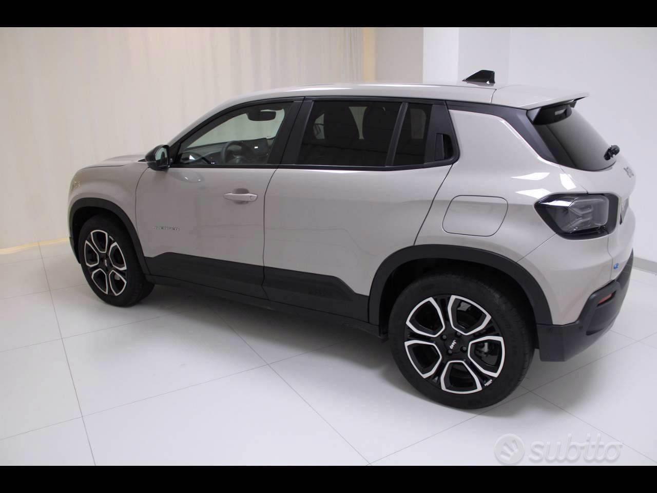 JEEP Avenger - Avenger BEV Summit