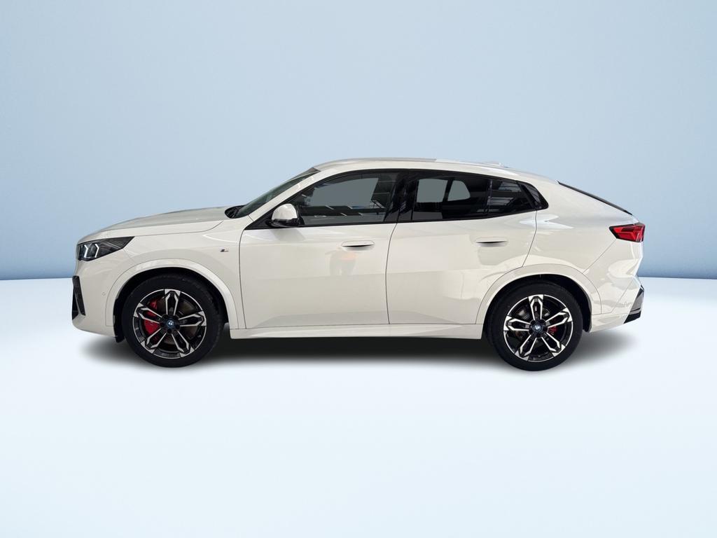 BMW iX2 20 MSport Pro eDrive