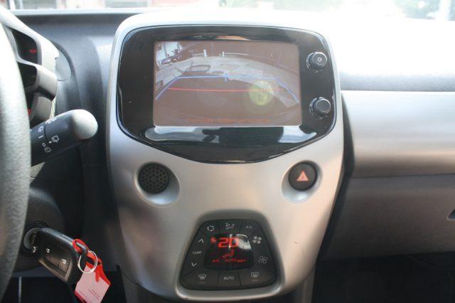 TOYOTA Aygo 1.0 VVT-i 69 CV 5 porte x-play TSS