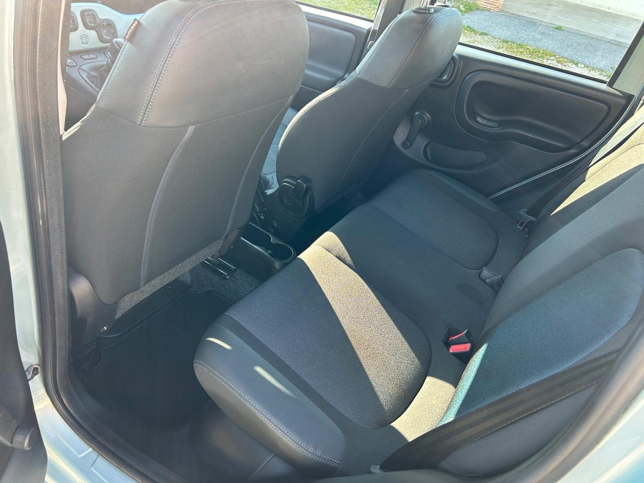 Fiat Panda 1.0 FireFly Cross S&S Hybrid Launch Edition