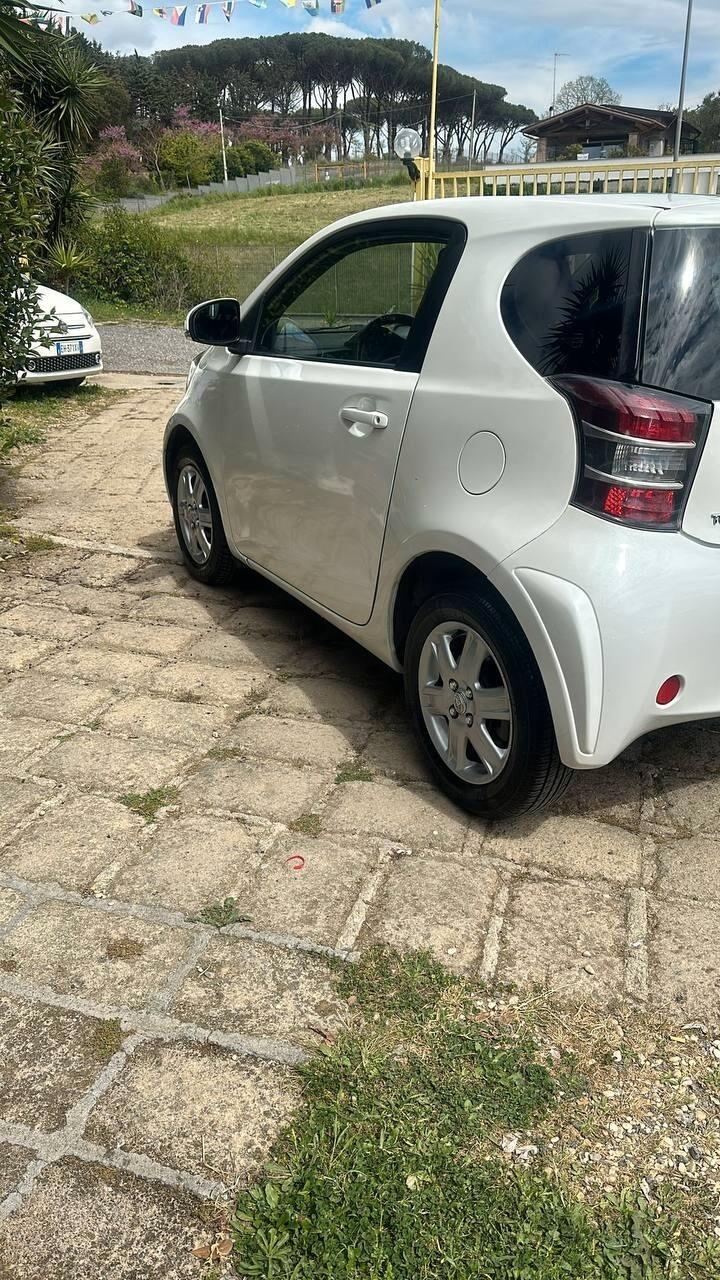 Toyota IQ 1.0 Benzina 2009