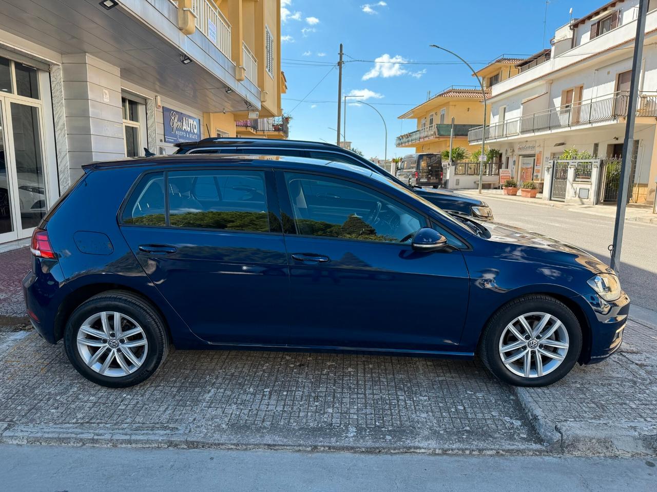 VOLKSWAGEN GOLF 1.6 TDI 115CV BUSINESS - 2020