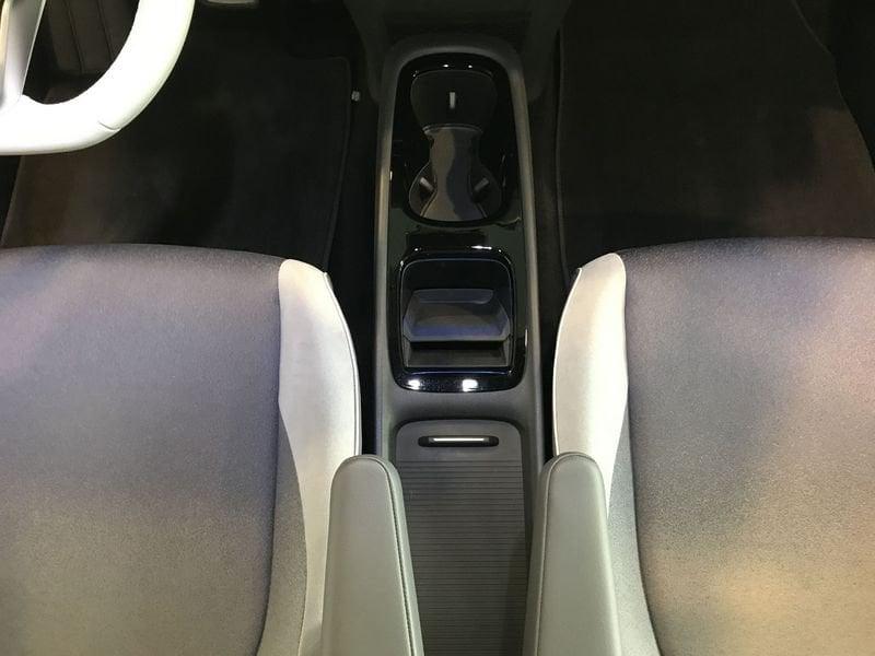 Volkswagen ID.3 Family Pro Batteria 58 KW Fari Matrix IQ.Light