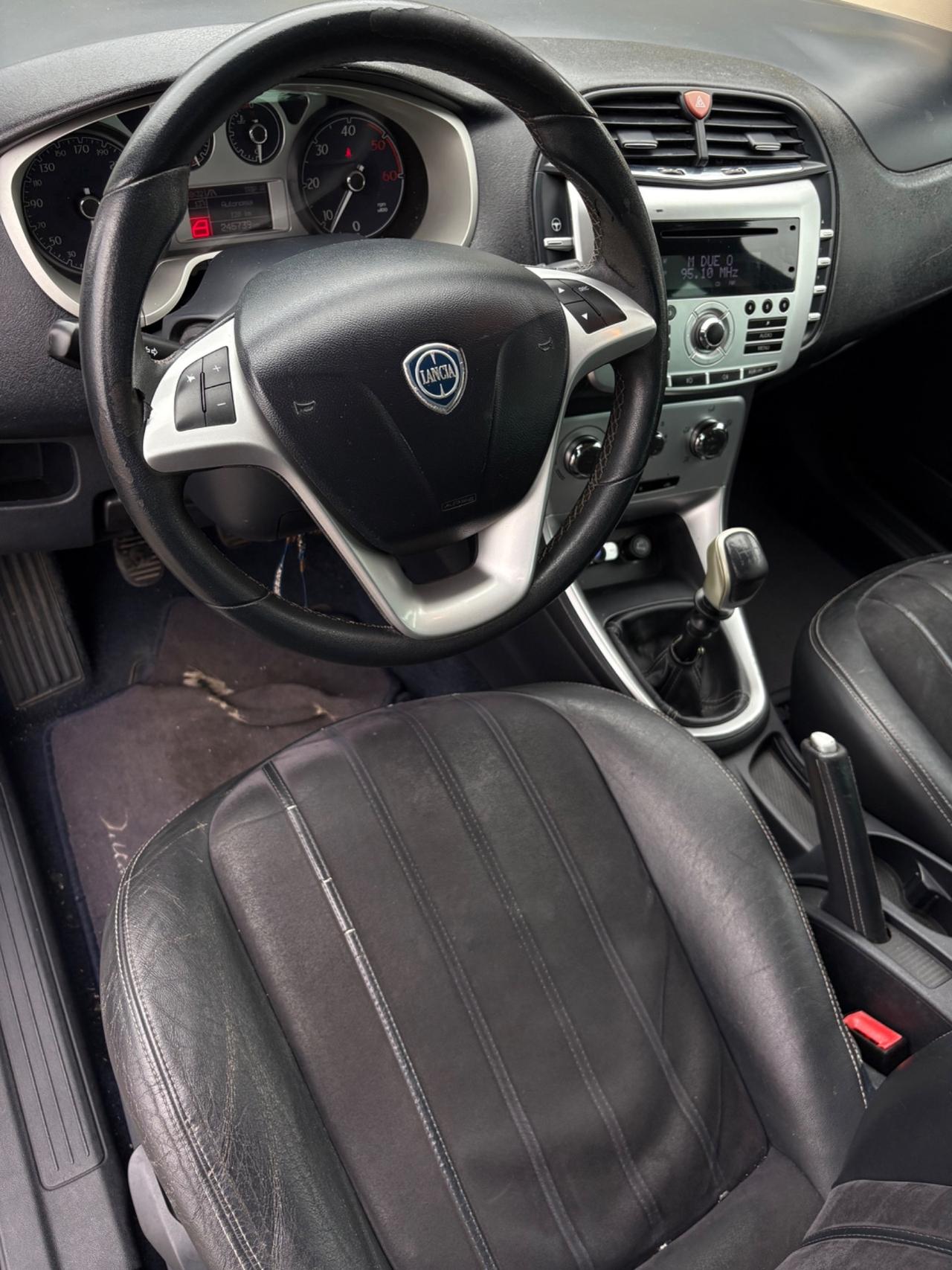 Lancia Delta 1.6 MJT DPF Platino