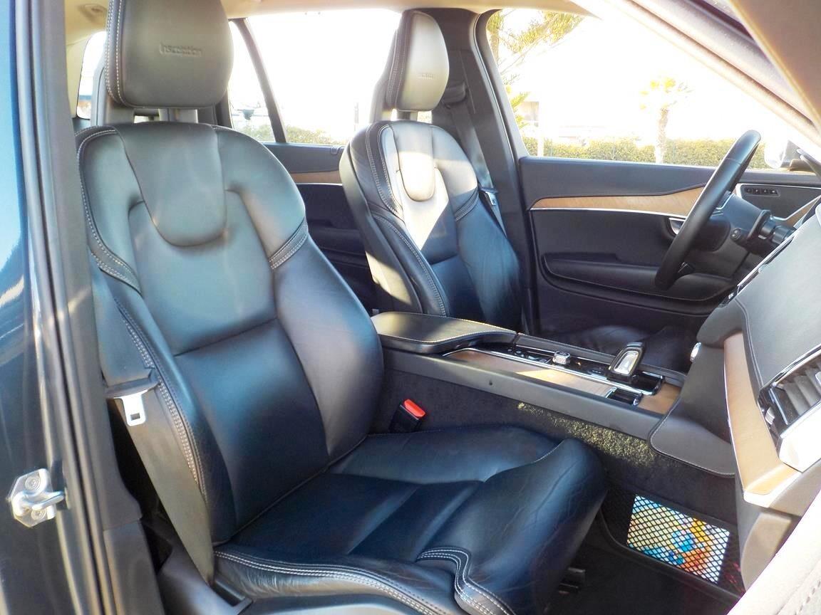 Volvo XC 90 B5 (d) AWD Geartronic 7 posti Inscription