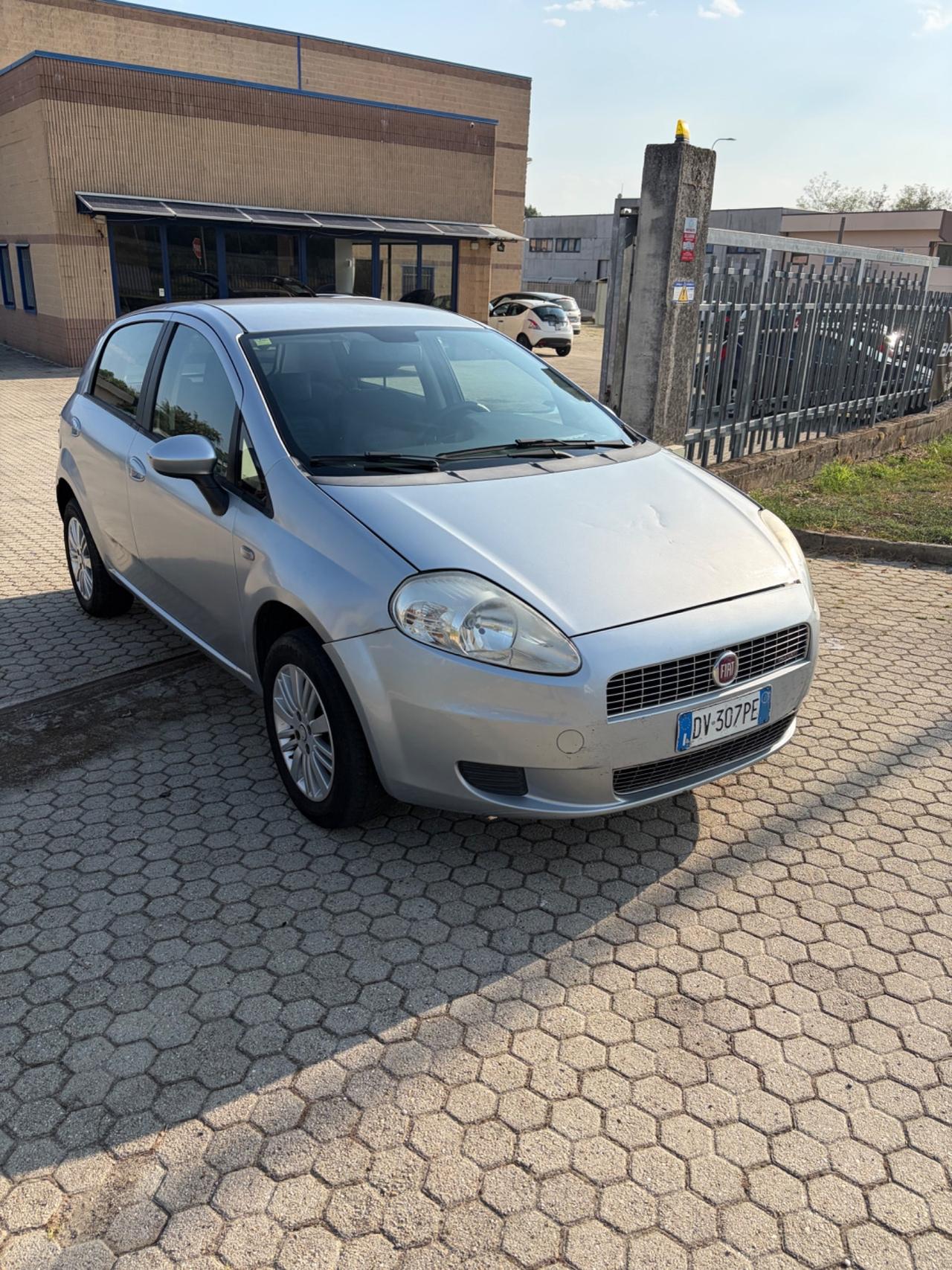 Fiat Grande Punto 1.4 5 porte Active Natural Power