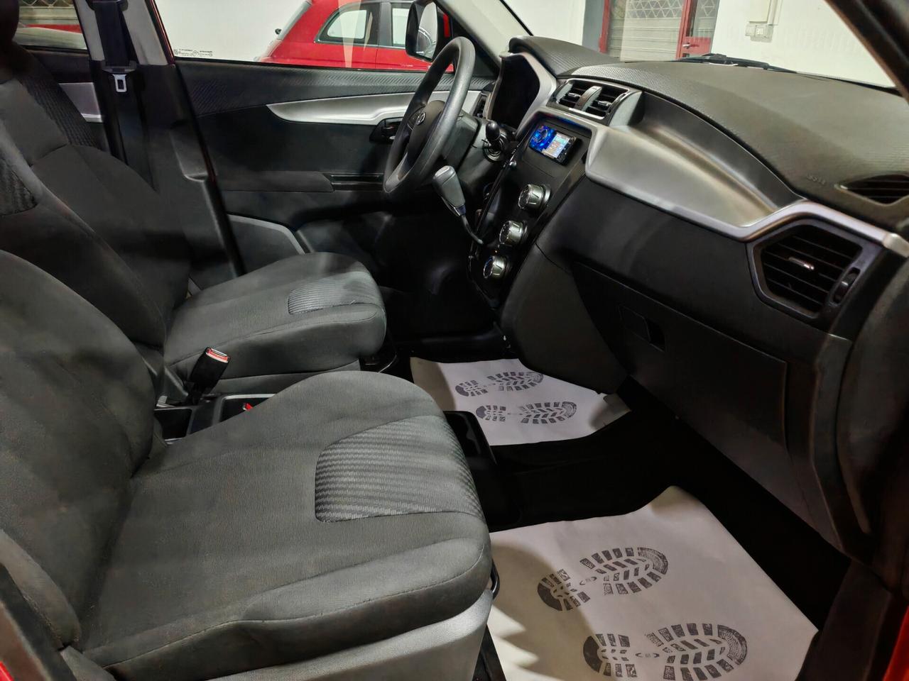 Mahindra 1.2 KUV100 K6+ 20000km 2025
