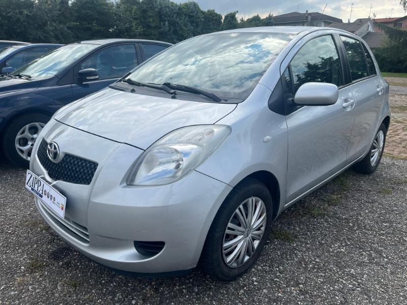 TOYOTA Yaris 1.0 5 porte Sol