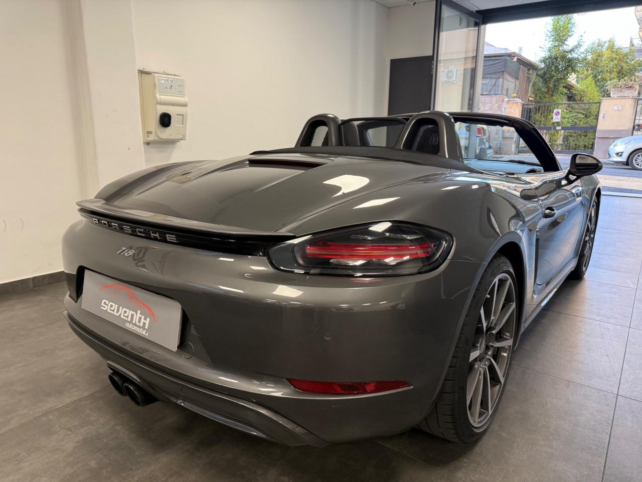Porsche 718 Spyder Boxster 2.0