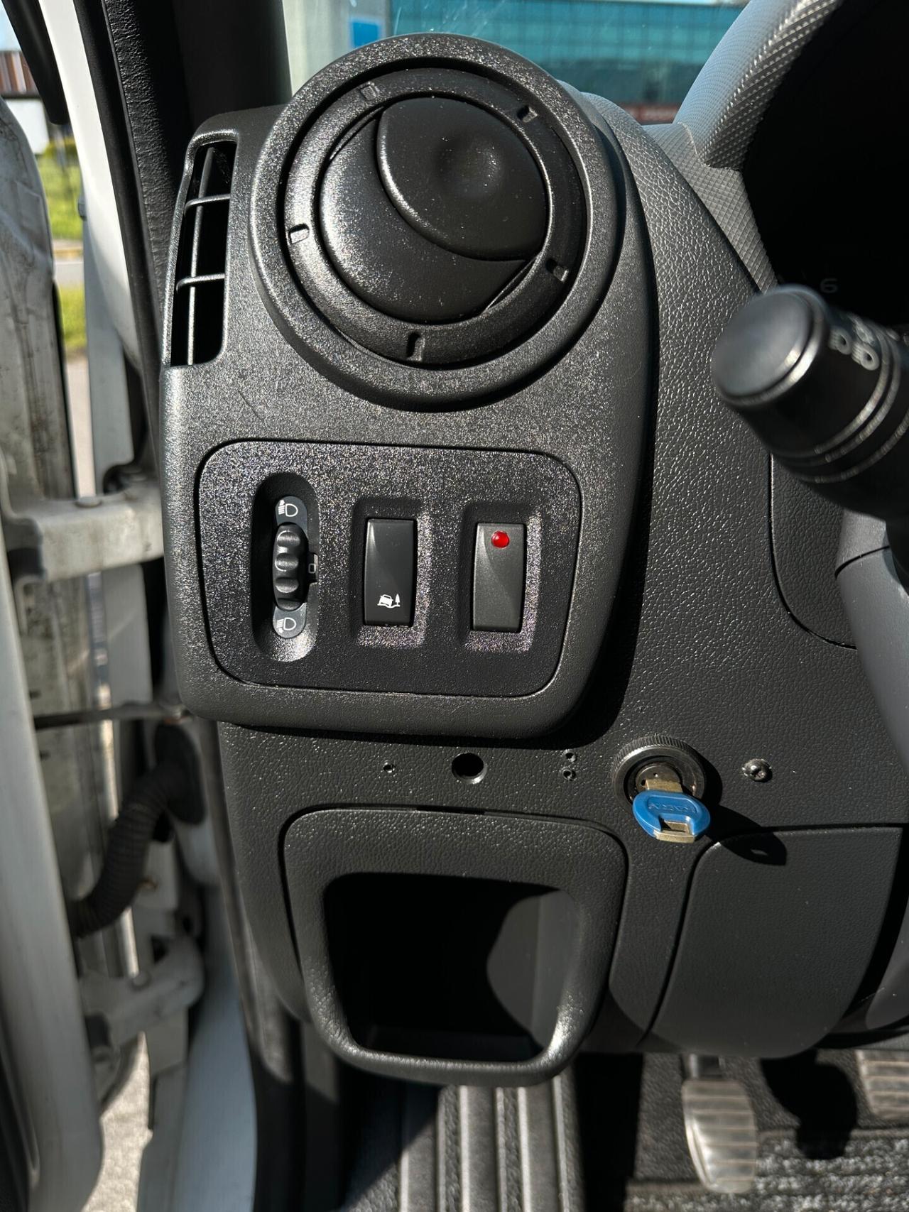 Renault Master 2.3cc 170cv L3 H3 Rivestimento in alluminio OmologazioneSponda