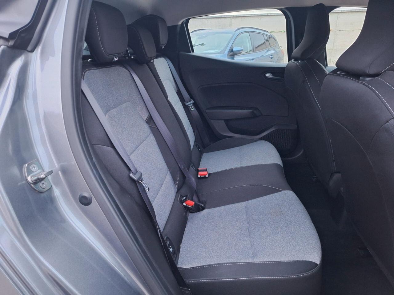 Renault Clio EVOLUTION 1.0 TCe 90cv NAV - 2024