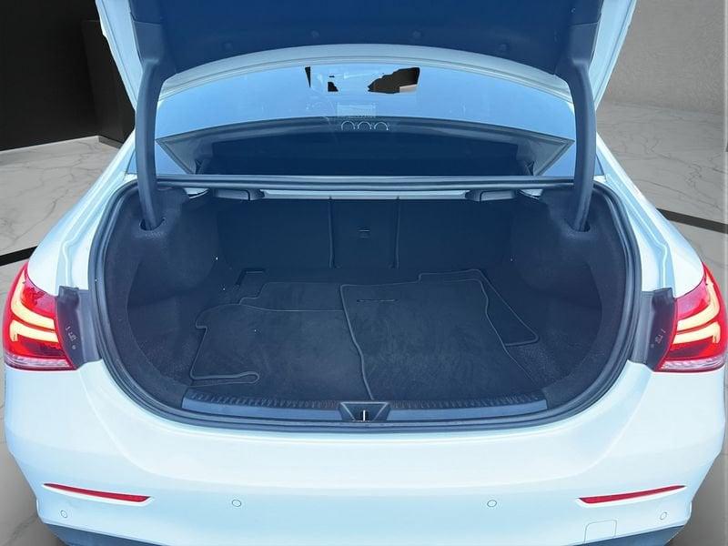 Mercedes-Benz Classe A A 200 d Automatic Premium