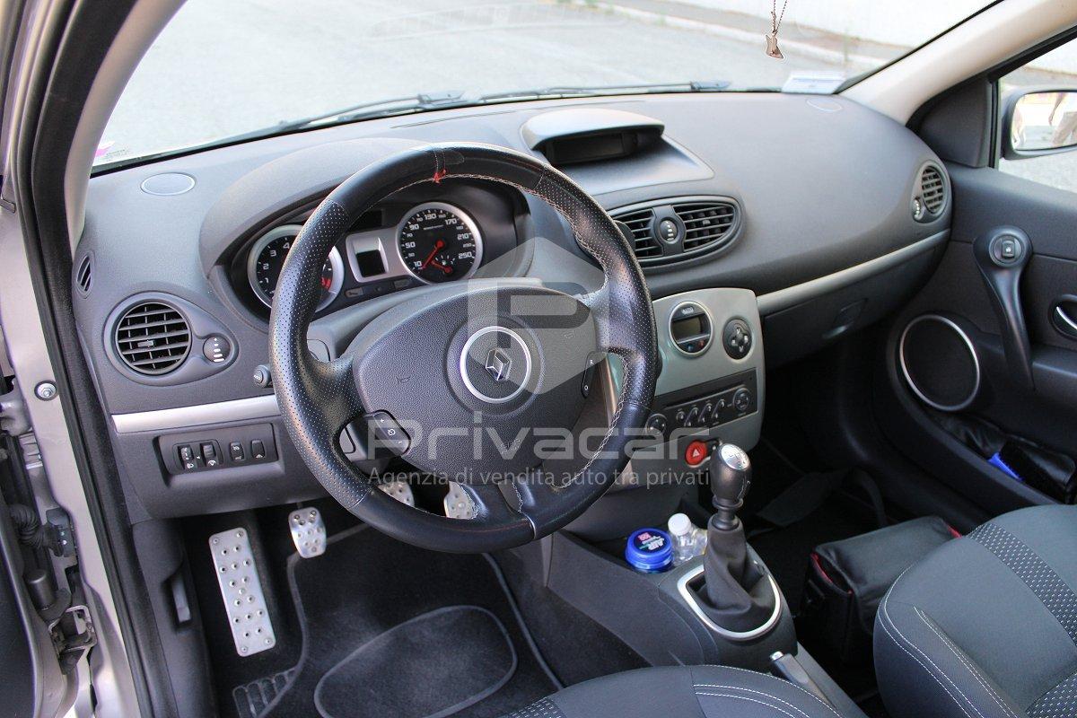 RENAULT Clio 2.0 16V 200CV 3 porte RS