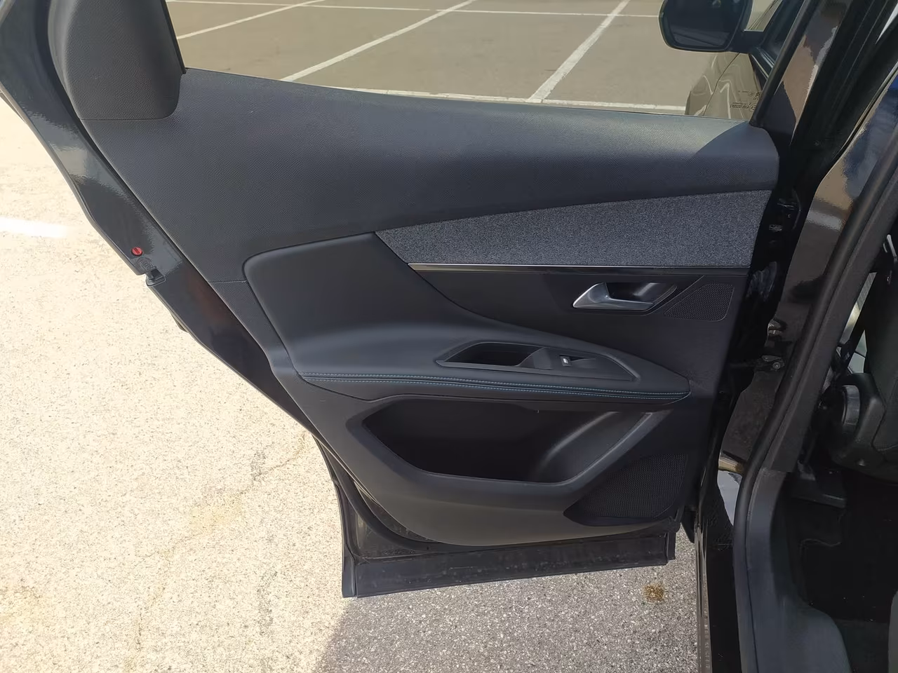 Peugeot 3008 Allure Pack 1.5 Blue HDI 130 #12056