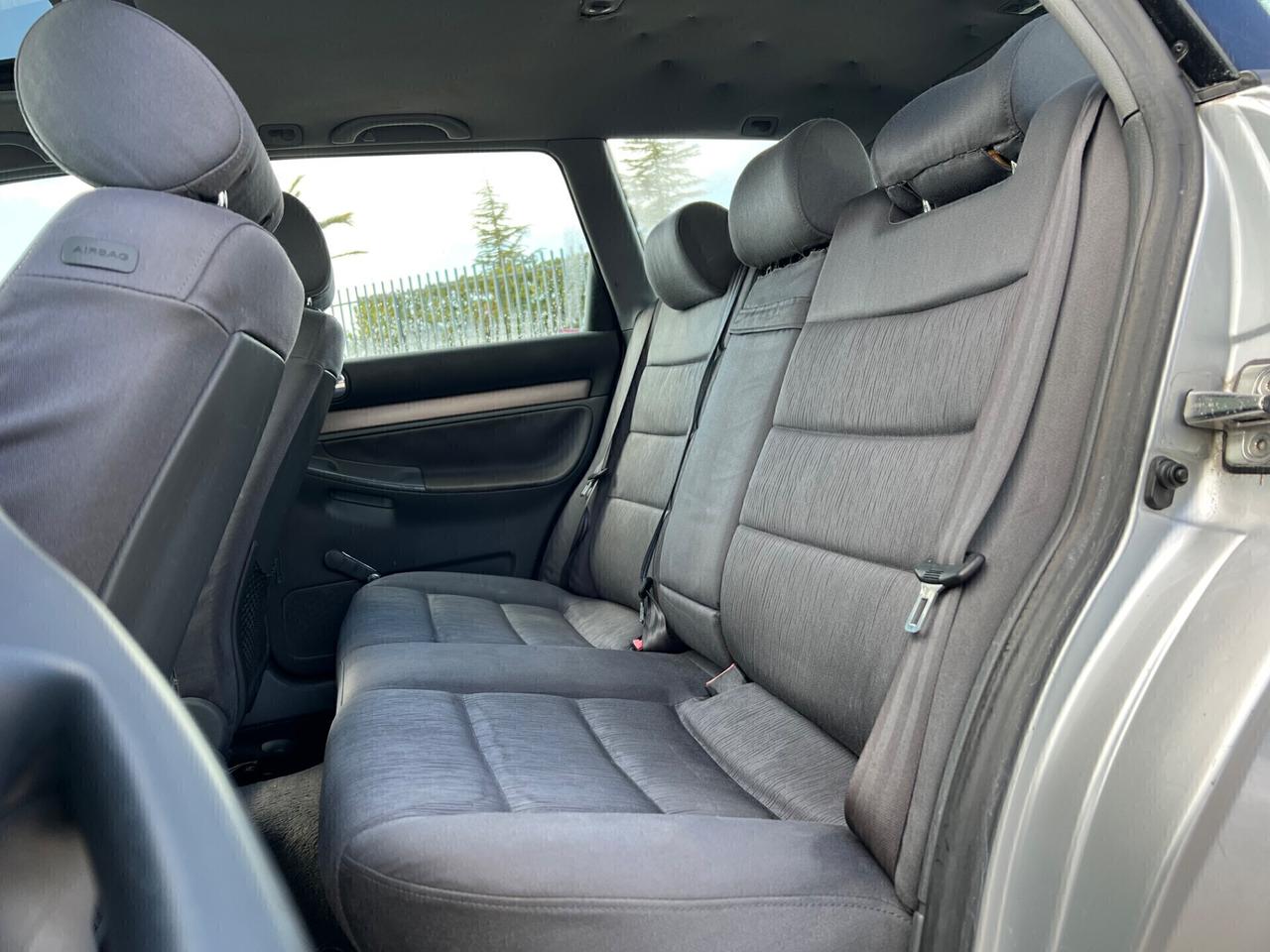 Audi A4 1.9 TDI 110cv Avant Advance - 2000