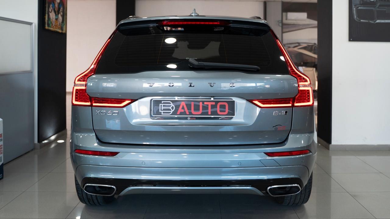 Volvo XC 60 XC60 B4 2.0 AWD R DESIGN AUTO XENO PELLE NAVI FULL OPTIONAL