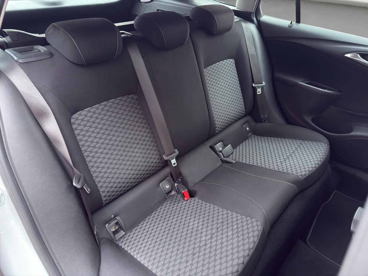 Opel Astra 1.6 CDTi 5 porte Business