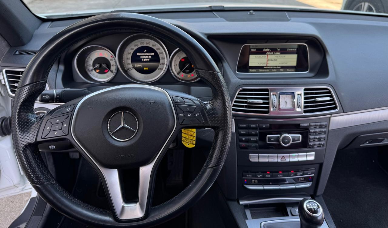 Mercedes-benz E 220 CDI Coupé Premium