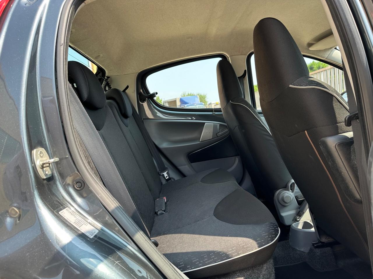 Peugeot 107 1.0 68CV 5p. Urban Move