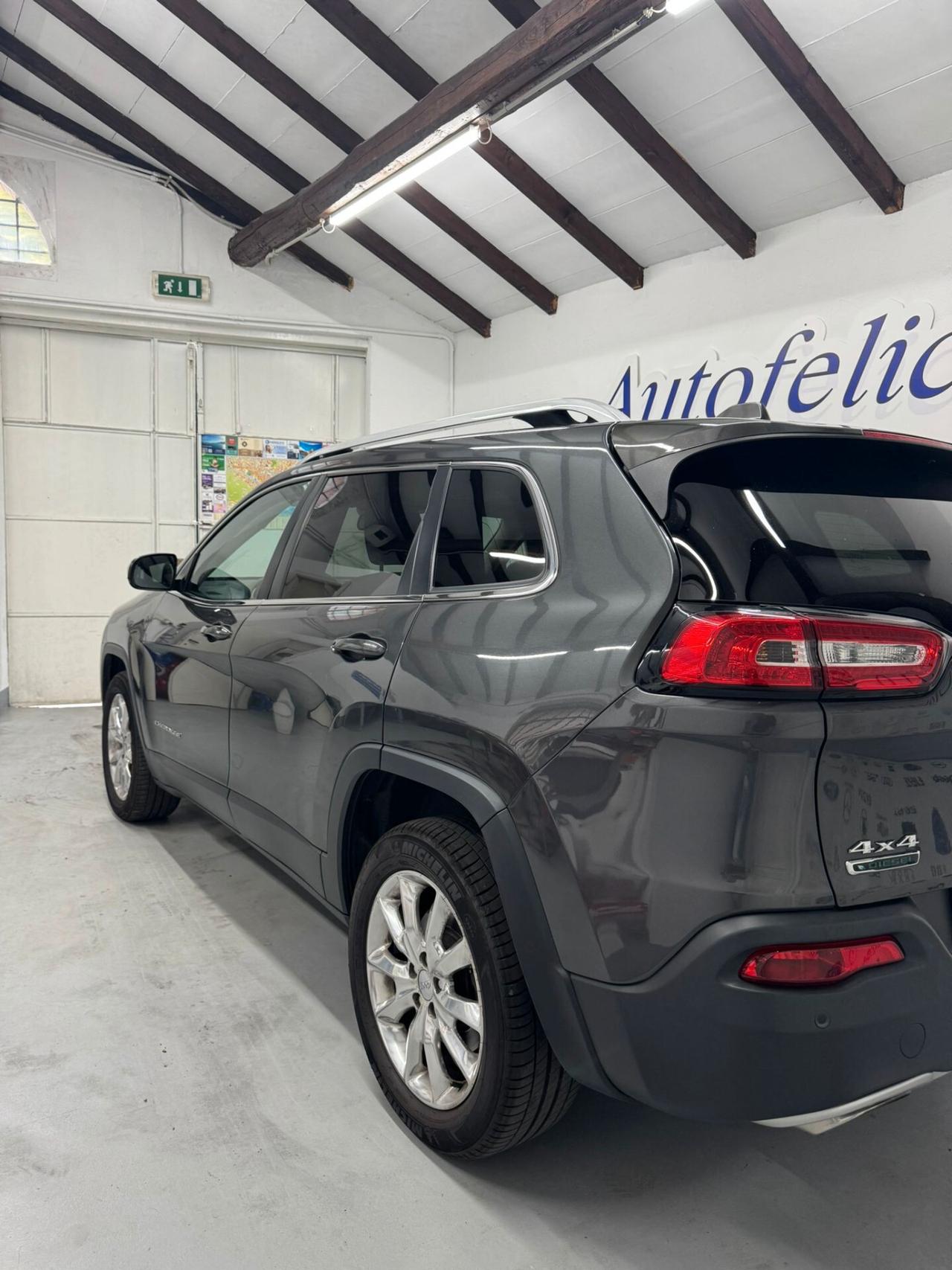 Jeep Cherokee 2.2 Mjt II 4WD Active Drive I Overland