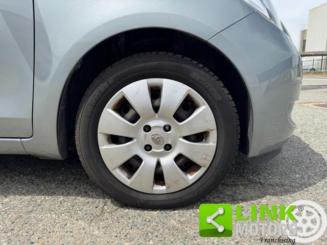 TOYOTA Yaris 1.3 5 porte