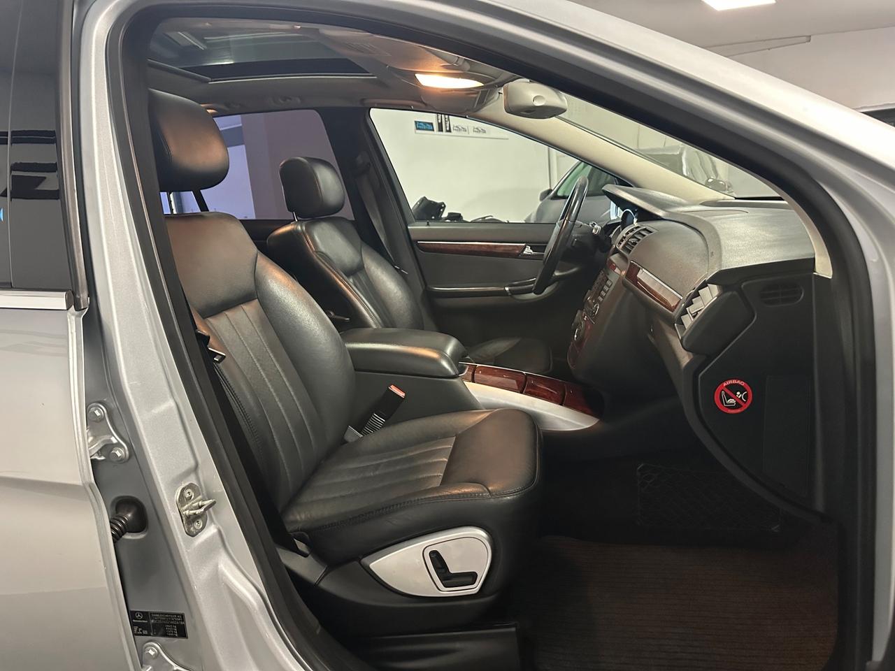 MERCEDES-BENZ R 320CDI 224CV 4 MATIC 6 POSTI