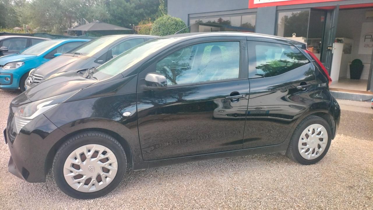 Toyota Aygo 1.0 VVT CV 5 porte *GPL ** PREZZO OUTLET