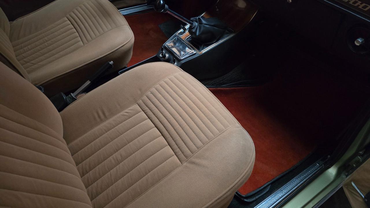 Alfa Romeo 2000 anno 1974 certificabile ASI