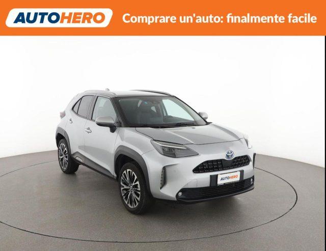 TOYOTA Yaris Cross 1.5 Hybrid 5p. E-CVT AWD-i Lounge