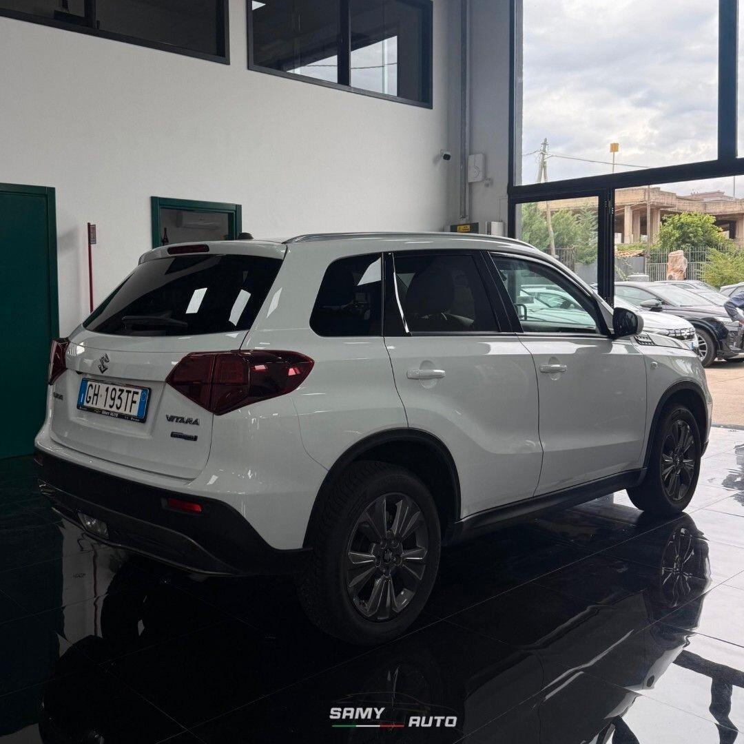 Suzuki Vitara 1.4 Hybrid Top