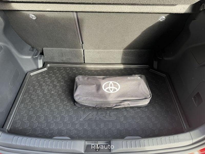 Toyota Yaris Hybrid Style MY22
