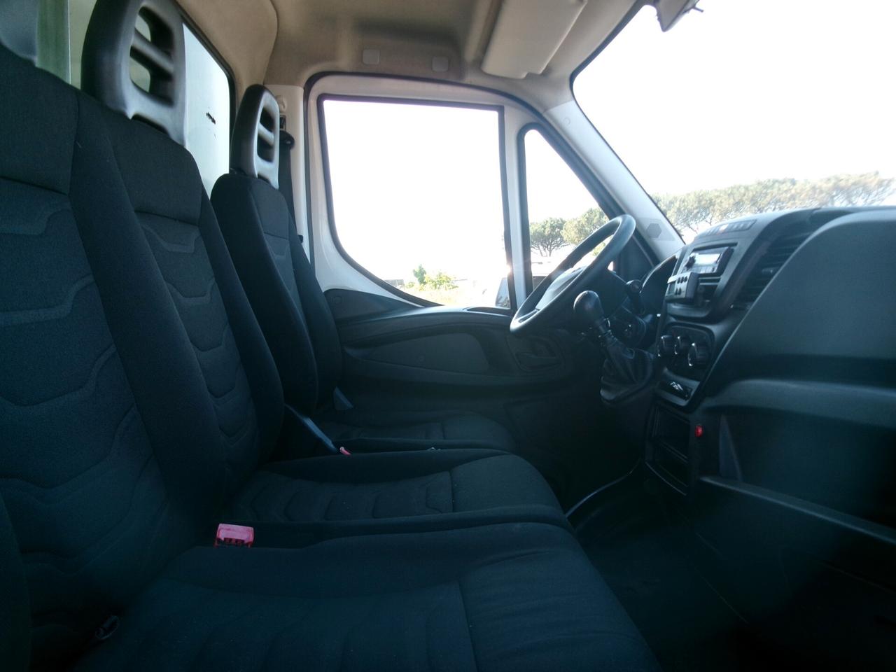 Iveco Daily 35C13 2.3 130CV E5 FRIGO ATP FRCX 01/2027 7 PEDANE MECCANICA PERFETTA