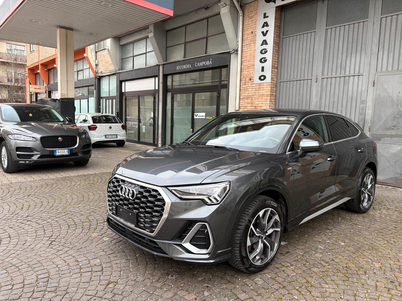 Audi Q3 SPB 40 TDI quattro S tronic line edition