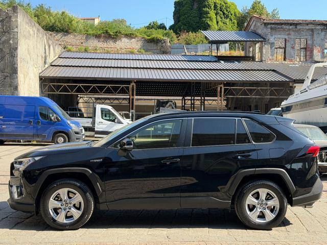 TOYOTA RAV 4 MY23 RAV4 2.5 HV (222CV) E-CVT AWD-i Business